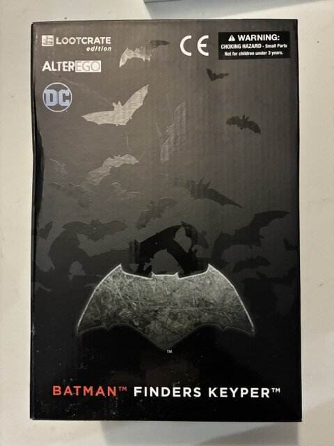 Batman Finders Keyper Statue & Keychain – Lootcrate Exclusive